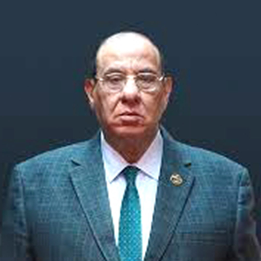 الدكتور/ طلعت عبد القوي